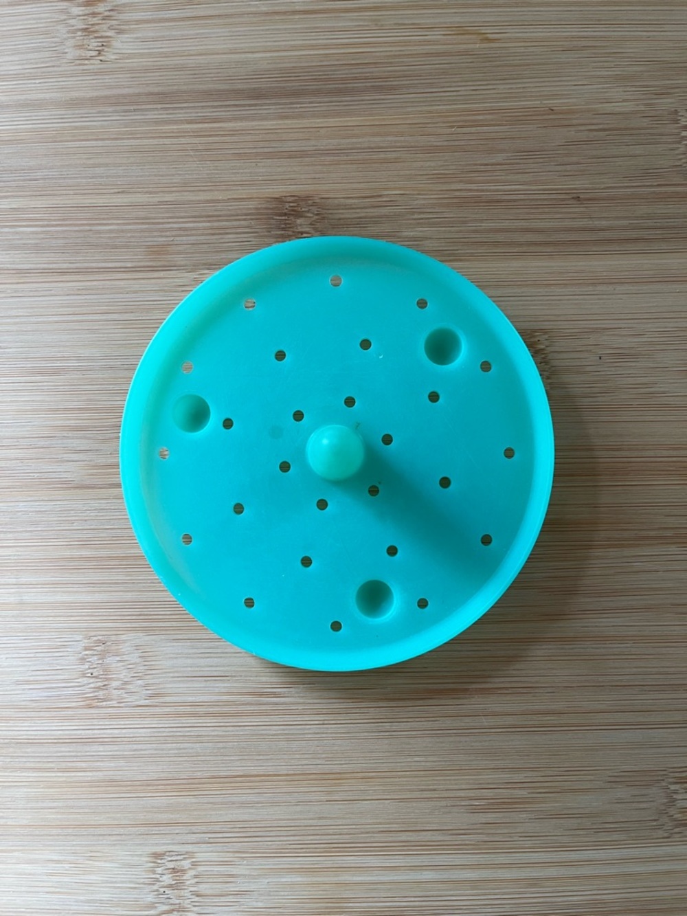 Tupperware Teal Silicone Steam/Drain Lid - Picture 2 of 3